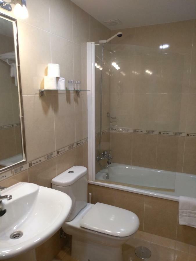 Apartamentos Prestin Cangas de Onis Luaran gambar